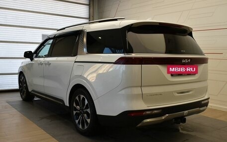 KIA Carnival, 2022 год, 3 999 000 рублей, 5 фотография