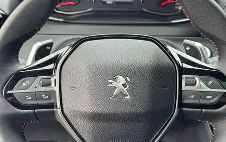 Peugeot 2008 II, 2023 год, 1 600 000 рублей, 6 фотография