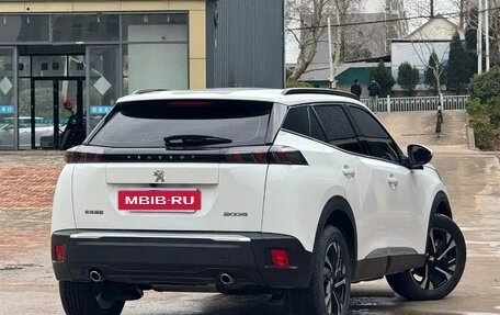 Peugeot 2008 II, 2023 год, 1 600 000 рублей, 11 фотография