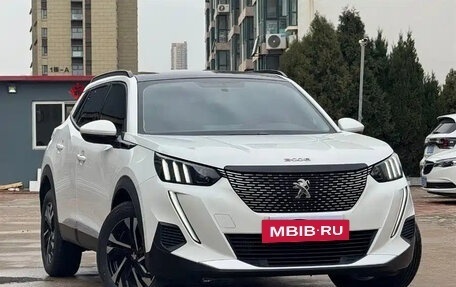 Peugeot 2008 II, 2023 год, 1 600 000 рублей, 3 фотография
