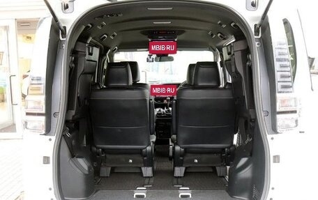 Toyota Voxy III, 2021 год, 1 960 000 рублей, 26 фотография
