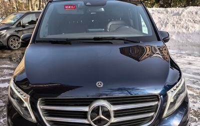 Mercedes-Benz V-Класс, 2018 год, 4 900 000 рублей, 1 фотография