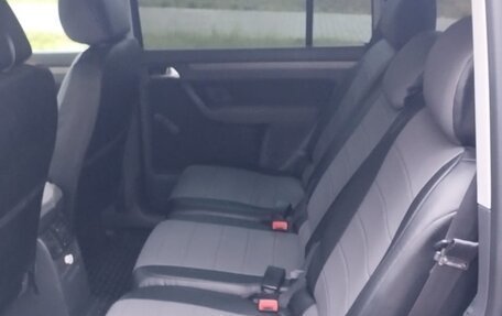 Volkswagen Touran III, 2009 год, 800 000 рублей, 12 фотография