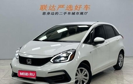 Honda Fit, 2021 год, 1 100 000 рублей, 1 фотография