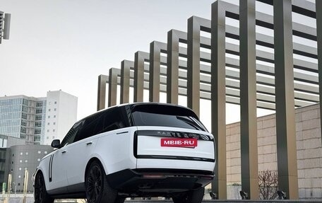 Land Rover Range Rover IV рестайлинг, 2022 год, 21 000 000 рублей, 5 фотография