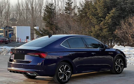 Skoda Octavia IV, 2023 год, 2 450 000 рублей, 3 фотография