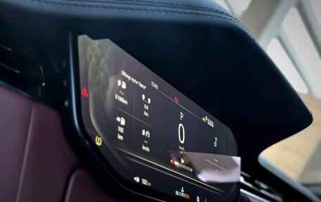 Land Rover Range Rover IV рестайлинг, 2022 год, 21 000 000 рублей, 17 фотография