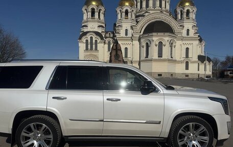 Cadillac Escalade IV, 2016 год, 3 990 000 рублей, 2 фотография