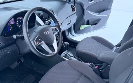 Hyundai Solaris II рестайлинг, 2012 год, 830 000 рублей, 5 фотография