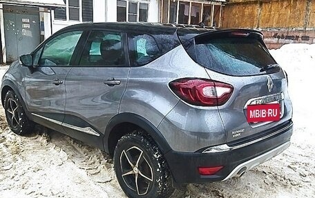 Renault Kaptur I рестайлинг, 2016 год, 1 070 000 рублей, 2 фотография