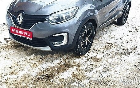 Renault Kaptur I рестайлинг, 2016 год, 1 070 000 рублей, 5 фотография