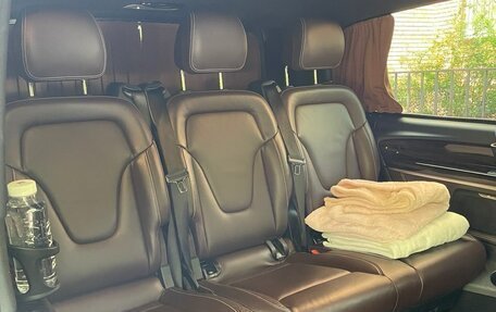 Mercedes-Benz V-Класс, 2018 год, 4 900 000 рублей, 7 фотография