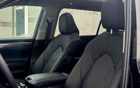 Toyota Highlander, 2025 год, 5 940 000 рублей, 17 фотография
