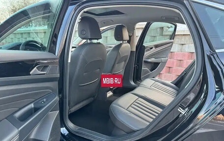 Volkswagen Passat B8 рестайлинг, 2022 год, 1 610 000 рублей, 10 фотография