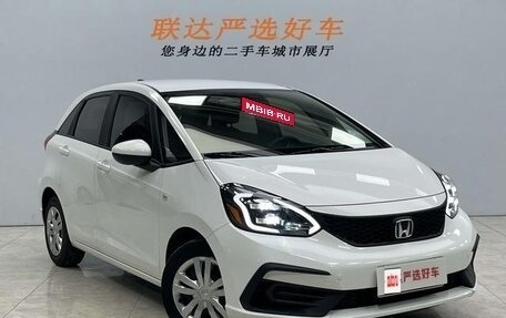 Honda Fit, 2021 год, 1 100 000 рублей, 3 фотография