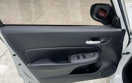 Honda Fit, 2021 год, 1 100 000 рублей, 19 фотография