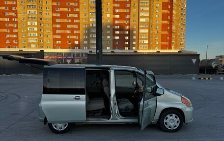 Honda Mobilio I, 2002 год, 340 000 рублей, 6 фотография