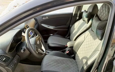 Hyundai Solaris II рестайлинг, 2011 год, 580 000 рублей, 6 фотография