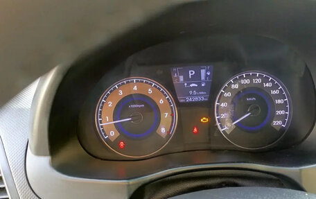 Hyundai Solaris II рестайлинг, 2011 год, 580 000 рублей, 8 фотография