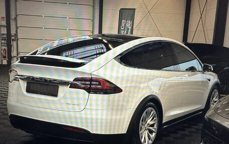 Tesla Model X I, 2019 год, 4 000 000 рублей, 5 фотография