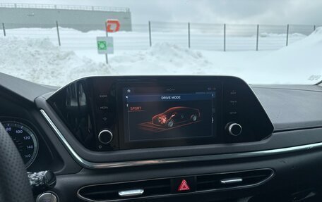 Hyundai Sonata VIII, 2020 год, 2 290 000 рублей, 21 фотография