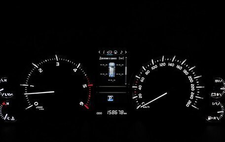 Toyota Land Cruiser 200, 2017 год, 6 400 000 рублей, 23 фотография