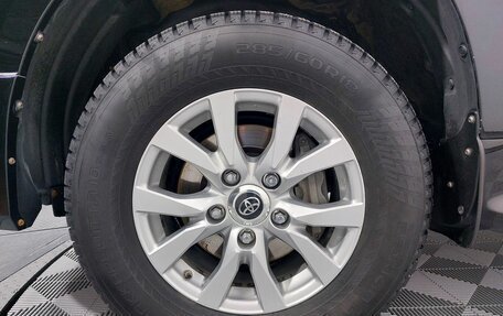 Toyota Land Cruiser 200, 2017 год, 6 400 000 рублей, 25 фотография