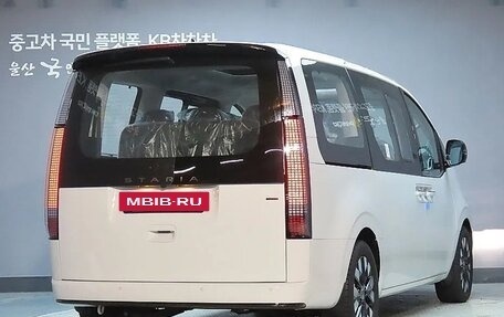 Hyundai Staria, 2025 год, 10 300 000 рублей, 2 фотография