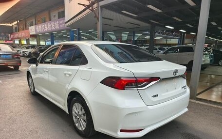 Toyota Corolla, 2022 год, 1 300 000 рублей, 10 фотография