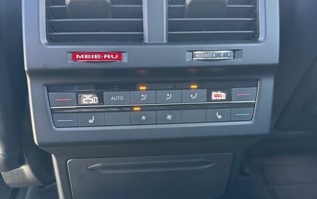 Volkswagen Touareg III, 2018 год, 5 350 000 рублей, 6 фотография