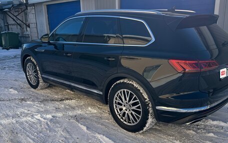 Volkswagen Touareg III, 2018 год, 5 350 000 рублей, 13 фотография