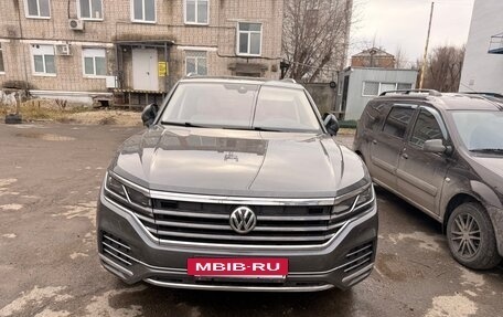 Volkswagen Touareg III, 2020 год, 5 100 000 рублей, 2 фотография