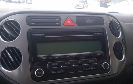 Volkswagen Tiguan I, 2010 год, 1 069 000 рублей, 13 фотография