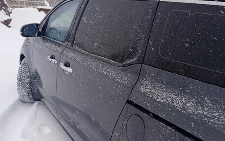 KIA Carnival III, 2017 год, 2 550 000 рублей, 4 фотография