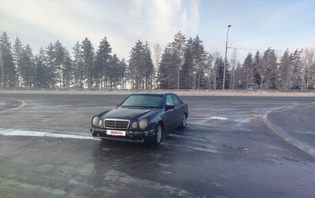 Mercedes-Benz E-Класс, 1995 год, 350 000 рублей, 2 фотография