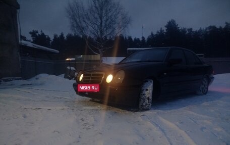 Mercedes-Benz E-Класс, 1995 год, 350 000 рублей, 7 фотография