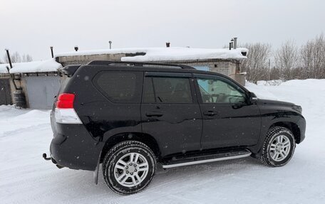 Toyota Land Cruiser Prado 150 рестайлинг 2, 2011 год, 2 650 000 рублей, 4 фотография