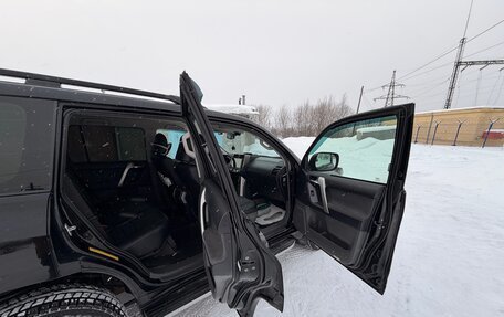 Toyota Land Cruiser Prado 150 рестайлинг 2, 2011 год, 2 650 000 рублей, 8 фотография