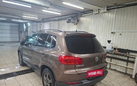 Volkswagen Tiguan I, 2015 год, 1 600 000 рублей, 4 фотография