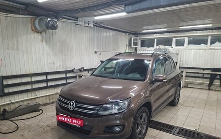 Volkswagen Tiguan I, 2015 год, 1 600 000 рублей, 3 фотография