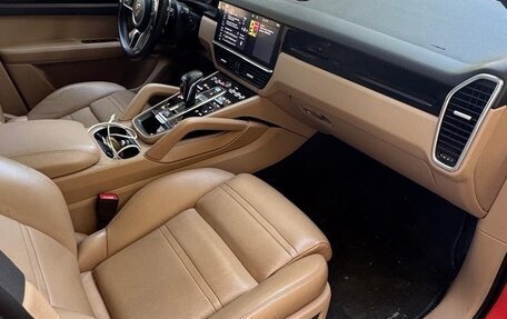 Porsche Cayenne III, 2019 год, 9 000 000 рублей, 2 фотография