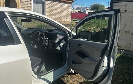 Honda Insight II рестайлинг, 2010 год, 750 000 рублей, 6 фотография