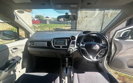 Honda Insight II рестайлинг, 2010 год, 750 000 рублей, 5 фотография