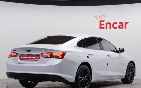 Chevrolet Malibu IX, 2022 год, 1 500 000 рублей, 2 фотография