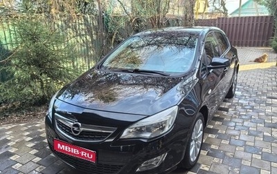 Opel Astra J, 2011 год, 770 000 рублей, 1 фотография