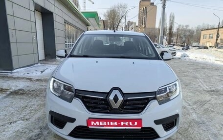 Renault Logan II, 2020 год, 740 000 рублей, 1 фотография