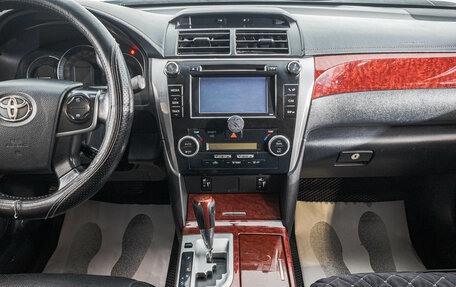 Toyota Camry, 2012 год, 1 649 000 рублей, 19 фотография