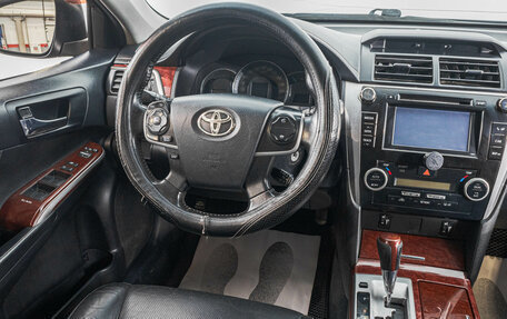 Toyota Camry, 2012 год, 1 649 000 рублей, 18 фотография