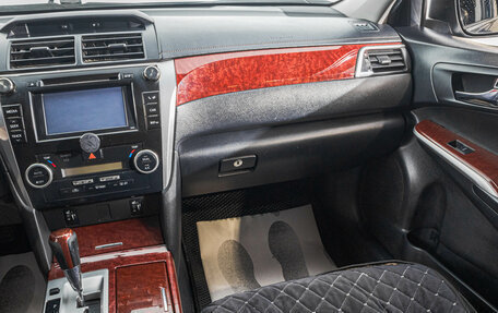 Toyota Camry, 2012 год, 1 649 000 рублей, 22 фотография