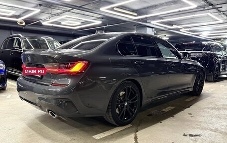 BMW 3 серия, 2019 год, 3 200 000 рублей, 13 фотография